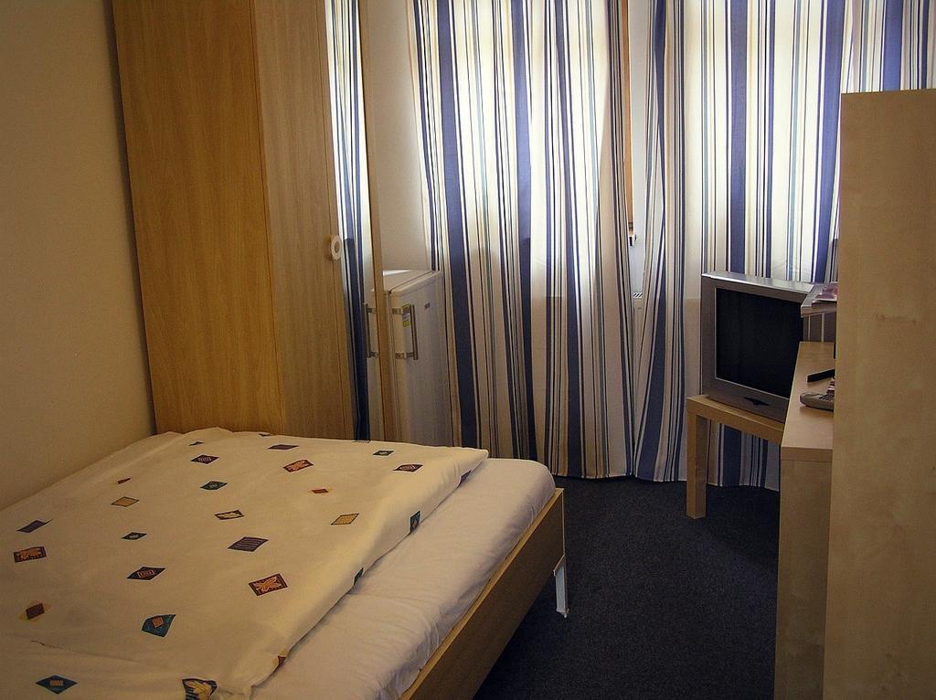 Penzion Marriot Trnava Camera foto
