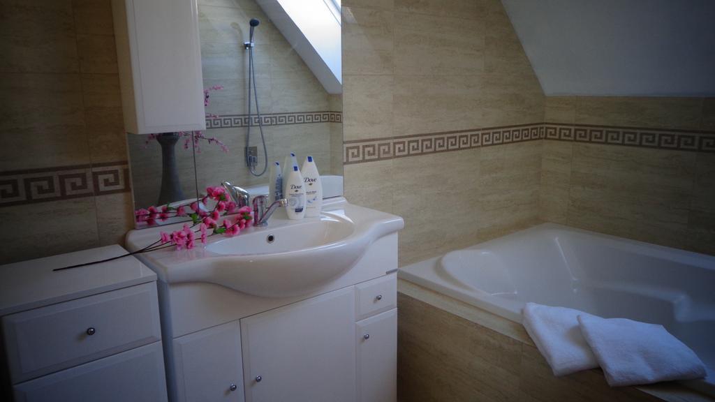 Penzion Marriot Trnava Camera foto